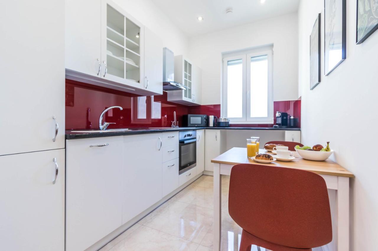 Corvinus Smart Apartment With Beautiful View Budapest Exteriör bild